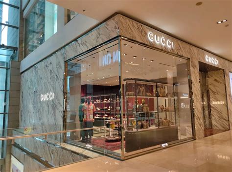 gucci kuala lumpur customer service.